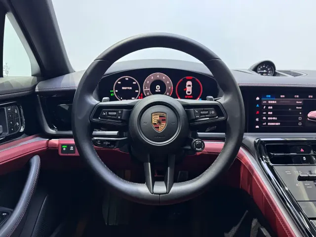 Porsche Panamera — Фото автомобиля 18