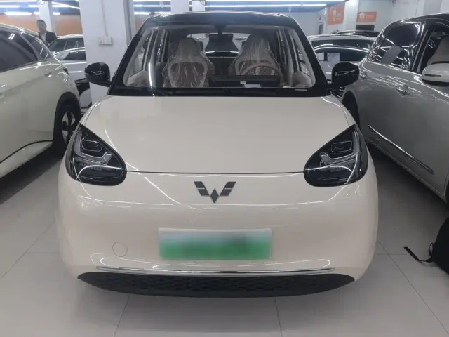 Wuling Bingo — Фото автомобиля 2