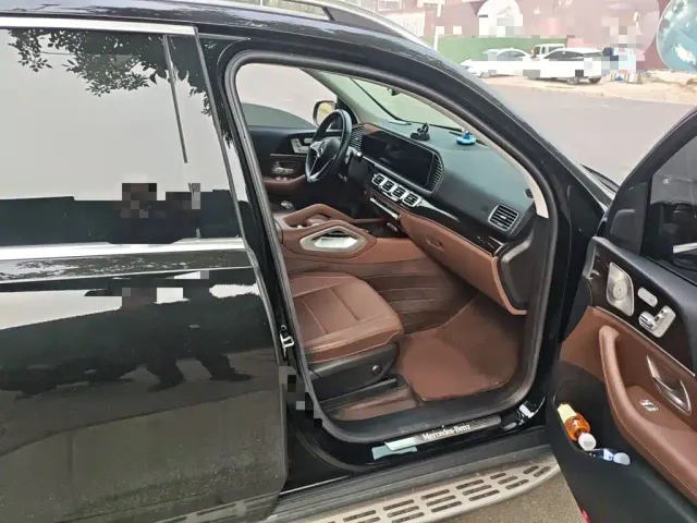 Mercedes-Benz GLE-Class — Фото автомобиля 17