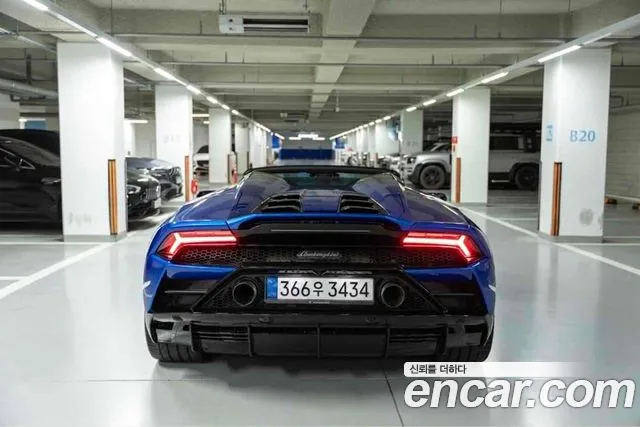 Lamborghini Huracan — Фото автомобиля 4