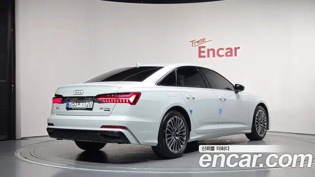 Audi A6 45 TFSI quattro Premium — Фото автомобиля 2