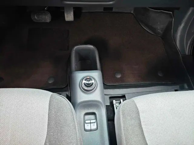 Wuling Zhiguang NEV — Фото автомобиля 15