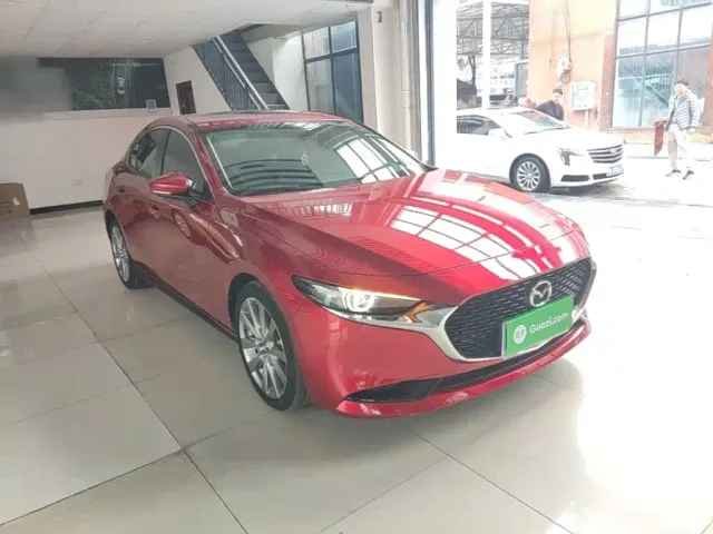 Mazda Axela — Фото автомобиля 3
