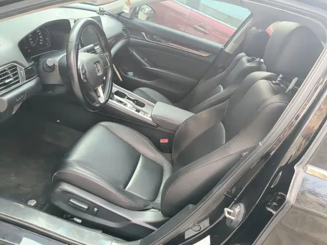 Honda Accord — Фото автомобиля 14
