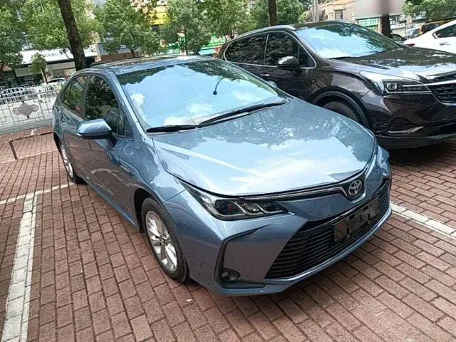 Toyota Corolla — Фото автомобиля 3