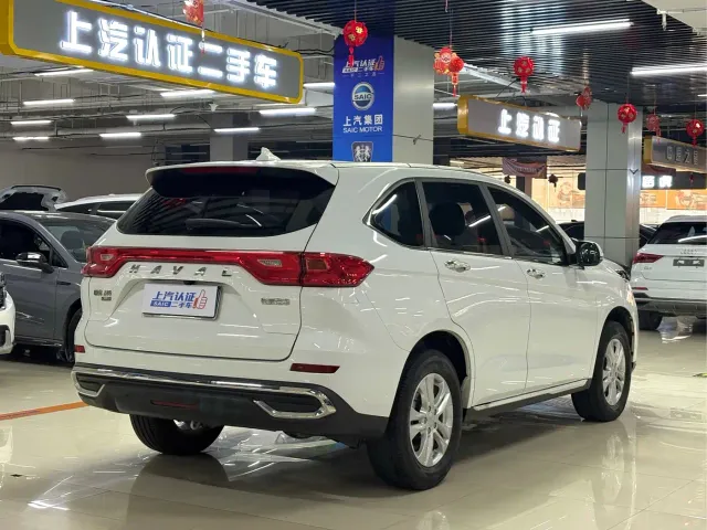 Haval M6 — Фото автомобиля 11