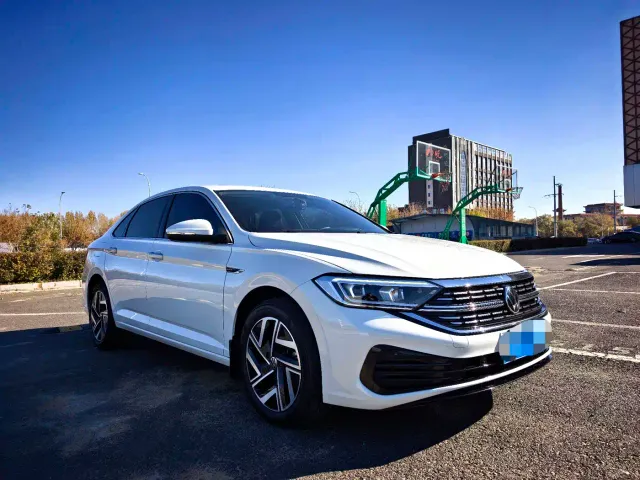 Volkswagen Sagitar — Фото автомобиля 3