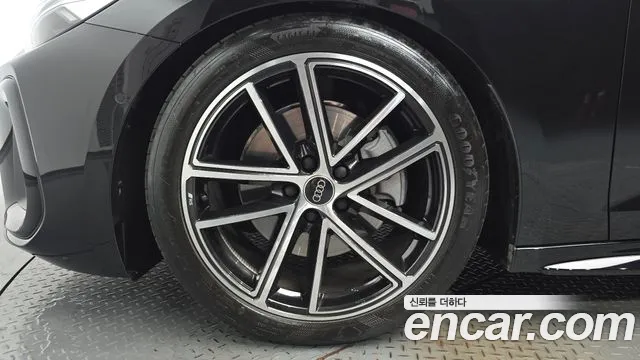 Audi A5 45 TFSI quattro S Line — Фото автомобиля 5
