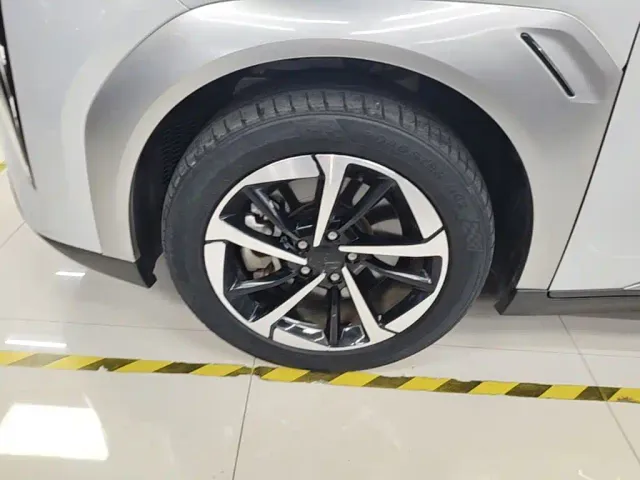 GAC Aion Y — Фото автомобиля 22