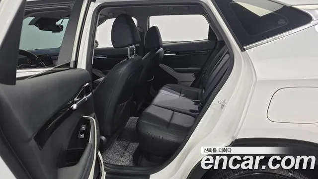 Kia Seltos Бензин 1.6 турбо 2WD — Фото автомобиля 10