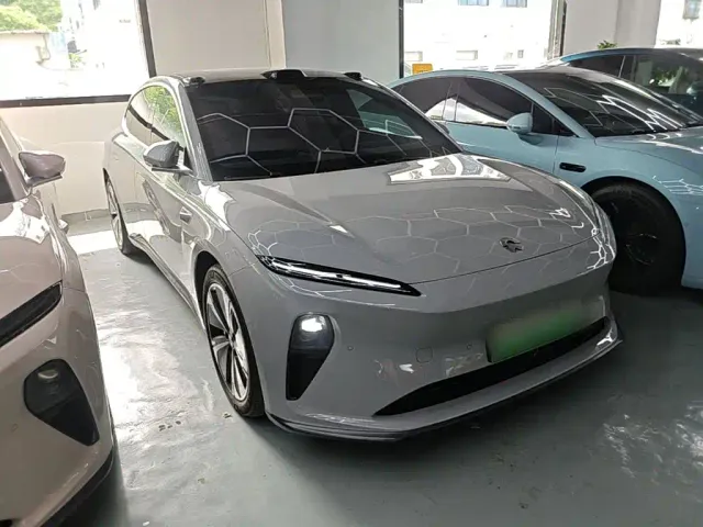 Nio ET5 Touring — Фото автомобиля 3