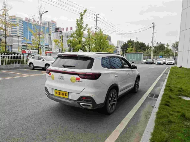 Chery Tiggo 8 — Фото автомобиля 10