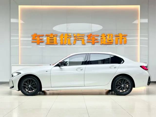BMW 3 Series — Фото автомобиля 4