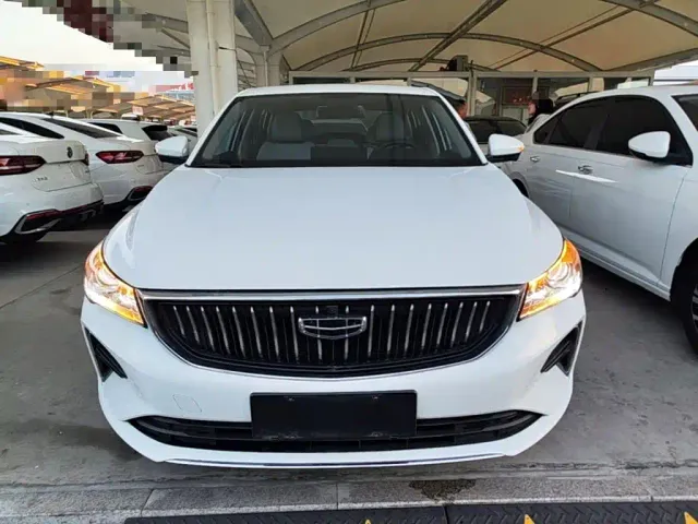 Geely Emgrand — Фото автомобиля 2