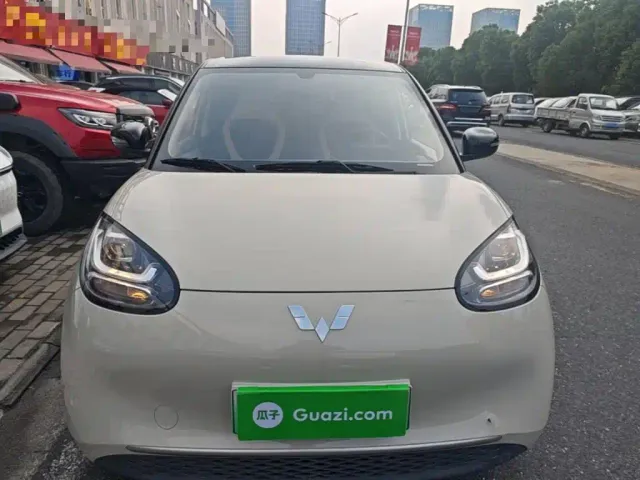 Wuling Bingo — Фото автомобиля 2
