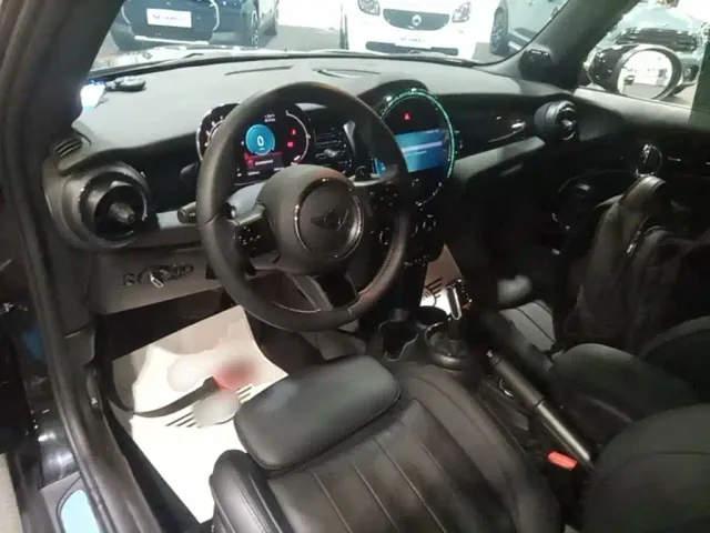MINI Hatch — Фото автомобиля 9