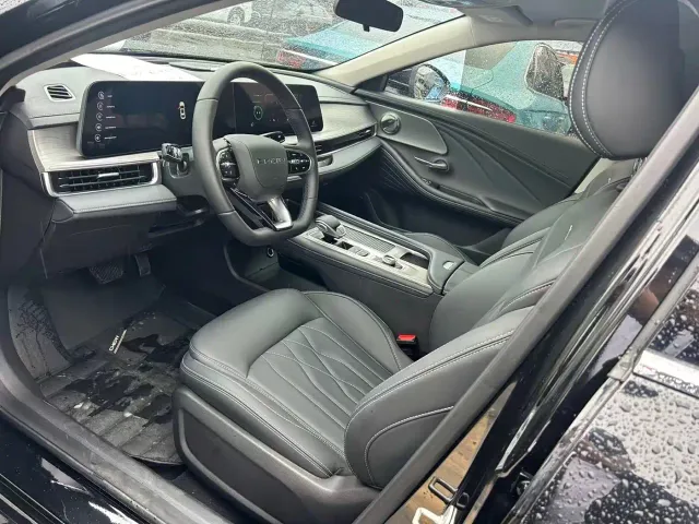 Chery Arrizo 8 — Фото автомобиля 5