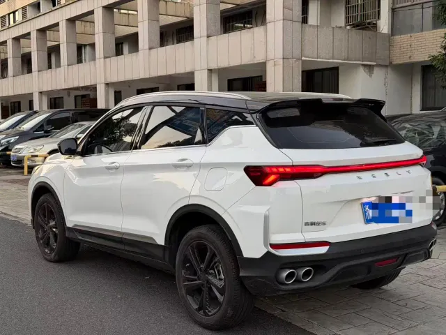 Geely Binyue — Фото автомобиля 4