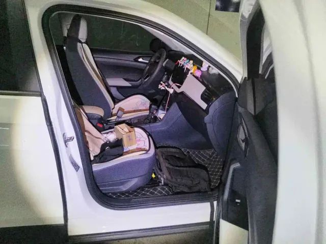 Volkswagen Tharu — Фото автомобиля 10