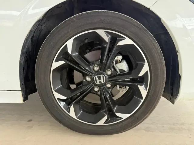 Honda Civic — Фото автомобиля 14