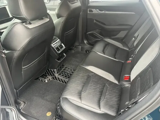 Geely Xingrui — Фото автомобиля 11