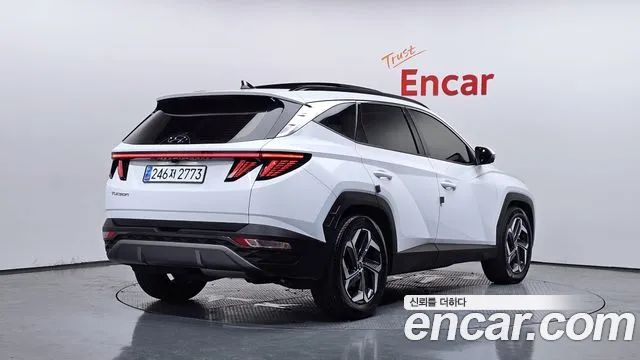 Hyundai Tucson Tucson (NX4) Дизель 2.0 2WD — Фото автомобиля 2