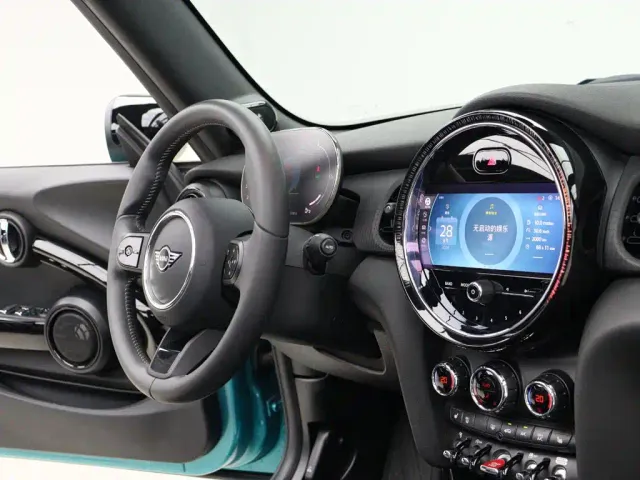 MINI Hatch — Фото автомобиля 8
