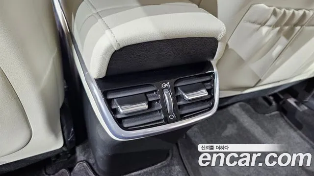 Hyundai Grandeur — Фото автомобиля 28