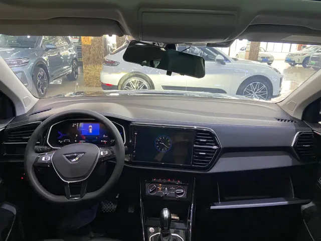 Jetta VS7 — Фото автомобиля 9
