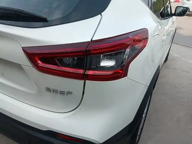 Nissan Qashqai — Фото автомобиля 7