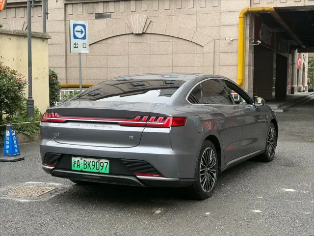 BYD Han — Фото автомобиля 6