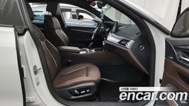 BMW Gran Turismo — Фото автомобиля 11