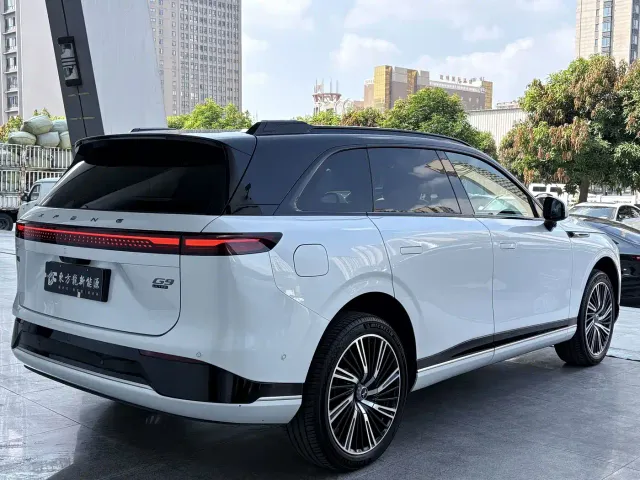 Xpeng G9 — Фото автомобиля 9