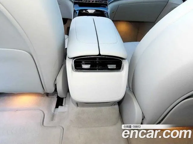 Mercedes-Benz EQE V295 — Фото автомобиля 18