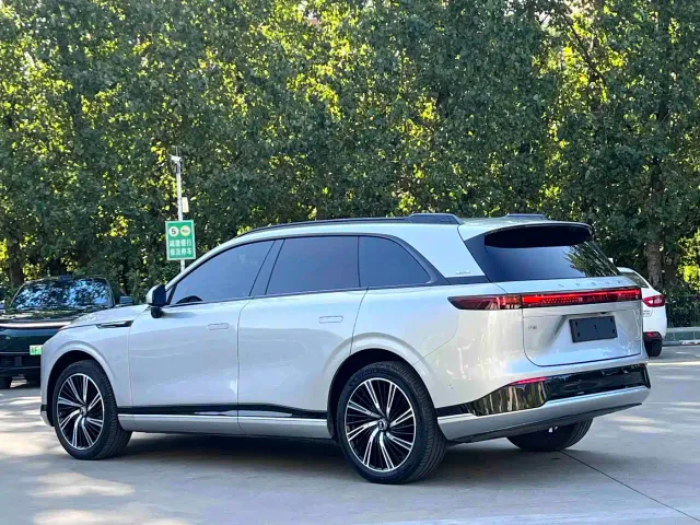 Xpeng G9 — Фото автомобиля 15