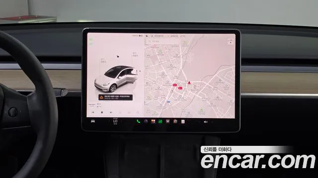 Tesla Model Y — Фото автомобиля 13