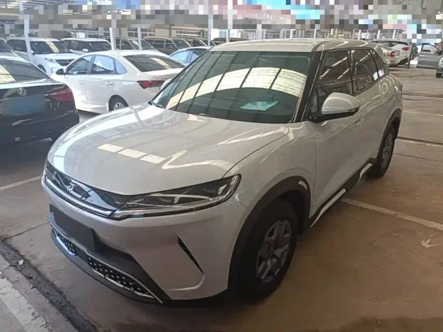 Фотография автомобиля — BYD Yuan UP