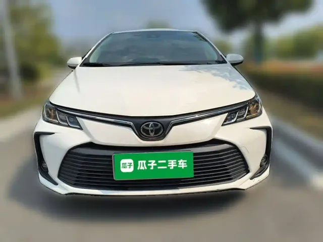 Toyota Corolla — Фото автомобиля 2
