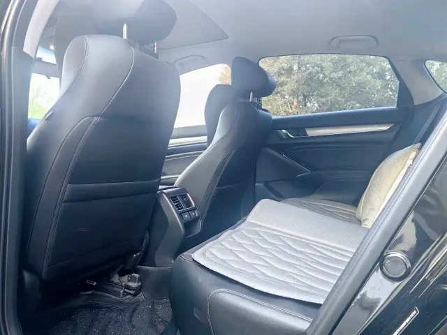 Honda Accord — Фото автомобиля 9