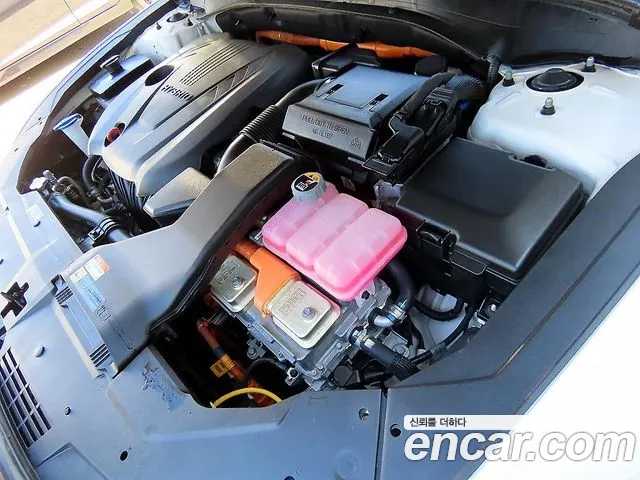 Hyundai Grandeur (New) Hybrid — Фото автомобиля 19