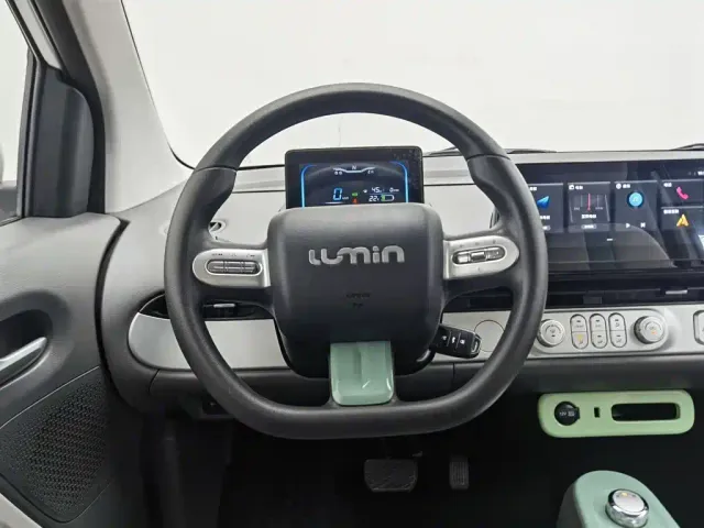 Changan Lumin — Фото автомобиля 11
