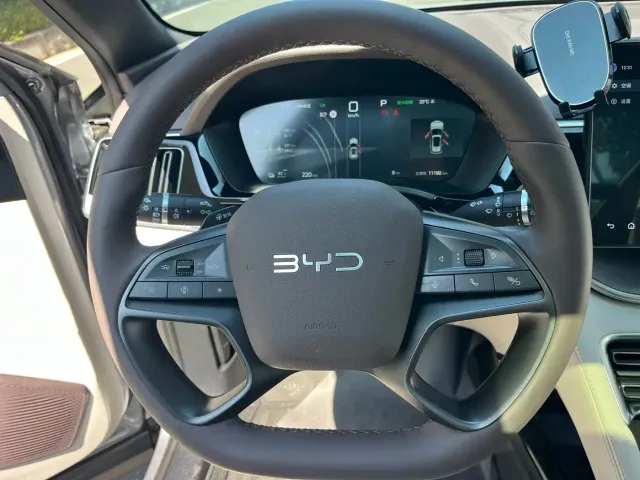 BYD Song PLUS — Фото автомобиля 14