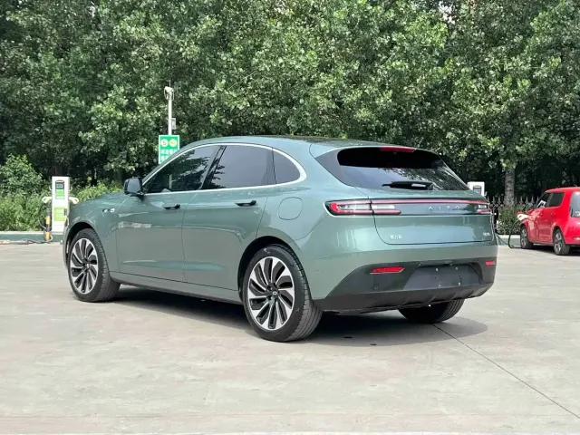 Aito M5 — Фото автомобиля 5