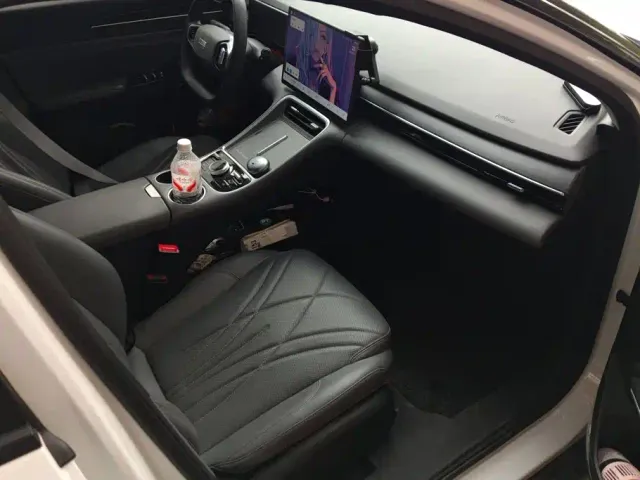 Geely Galaxy L6 — Фото автомобиля 7