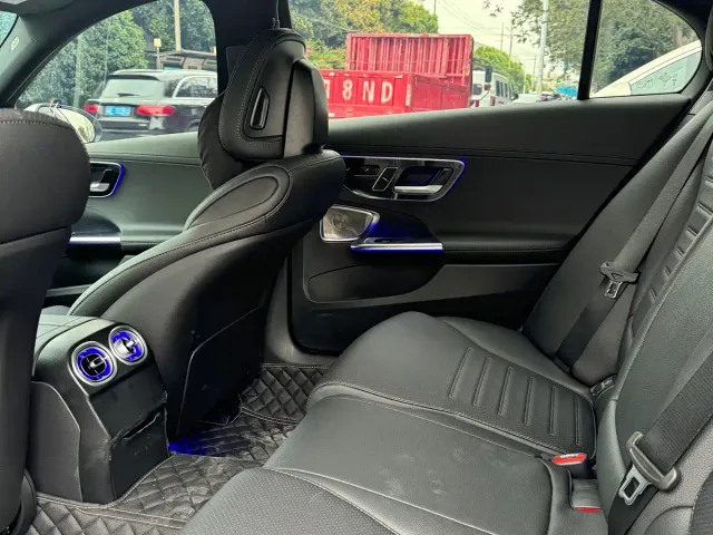 Mercedes-Benz C-Class — Фото автомобиля 6