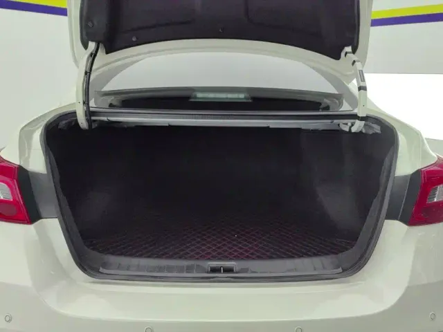 Nissan Sylphy — Фото автомобиля 4