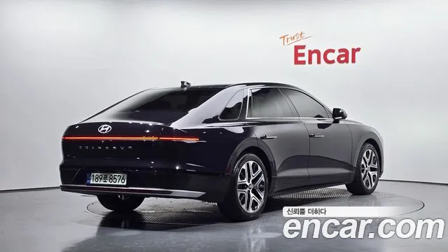 Hyundai Grandeur GN7 — Фото автомобиля 2