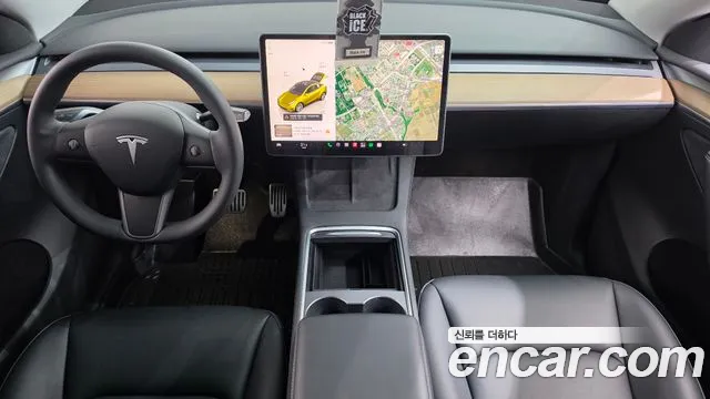 Tesla Model Y — Фото автомобиля 7