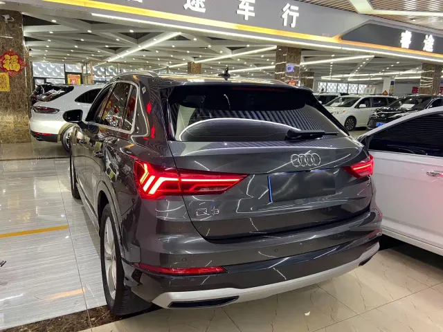 Audi Q3 — Фото автомобиля 4