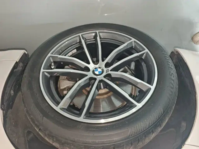 BMW 5 Series — Фото автомобиля 22